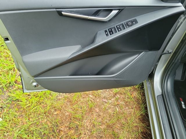 2025 Kia Niro LX