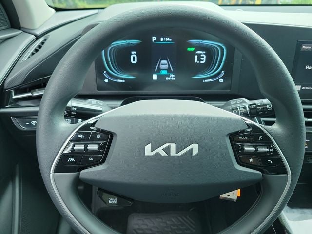2025 Kia Niro LX