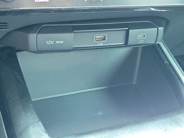 2025 Kia Niro LX