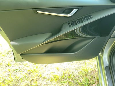 2023 Kia Niro EX Touring