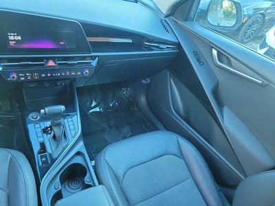 2023 Kia Niro EX