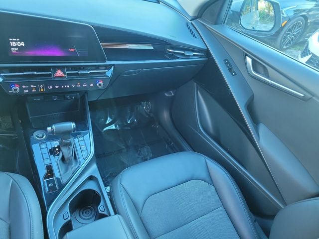 2023 Kia Niro EX
