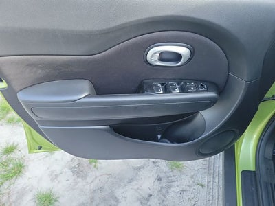 2017 Kia Soul Plus