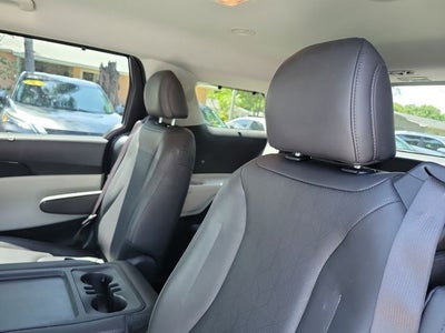 2024 Kia Carnival SX