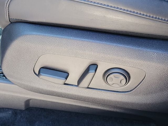 2024 Kia Carnival SX