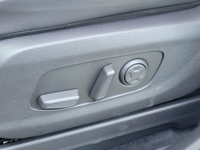 2024 Kia Carnival SX