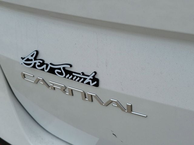 2024 Kia Carnival SX