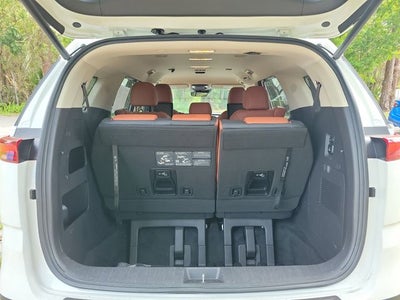 2024 Kia Carnival SX