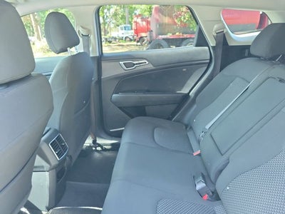 2024 Kia Sportage Hybrid LX