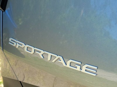 2024 Kia Sportage Hybrid LX