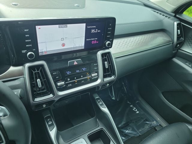 2022 Kia Sorento Hybrid S