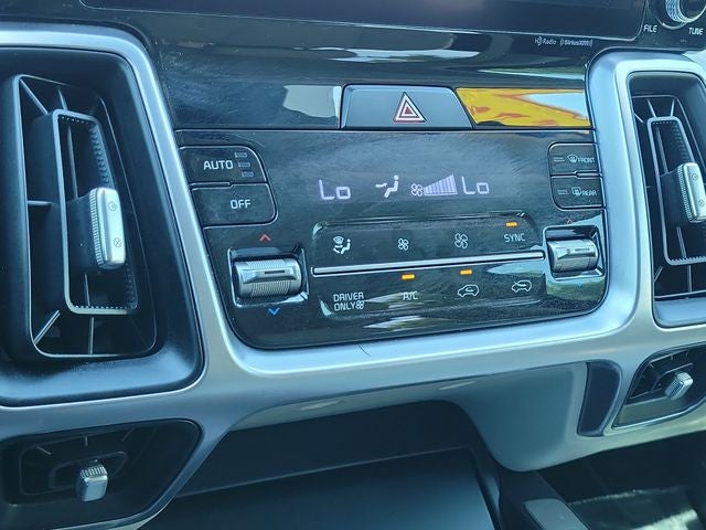 2023 Kia Sorento Hybrid EX