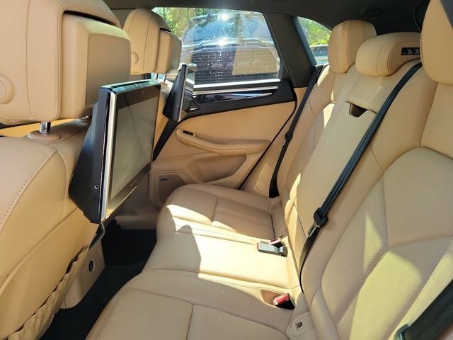 2018 Porsche Macan Base