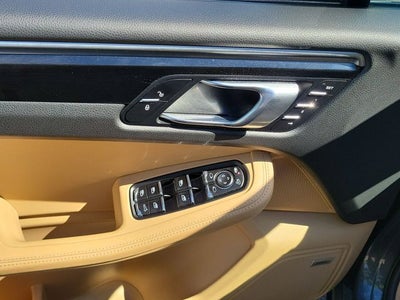 2018 Porsche Macan Base